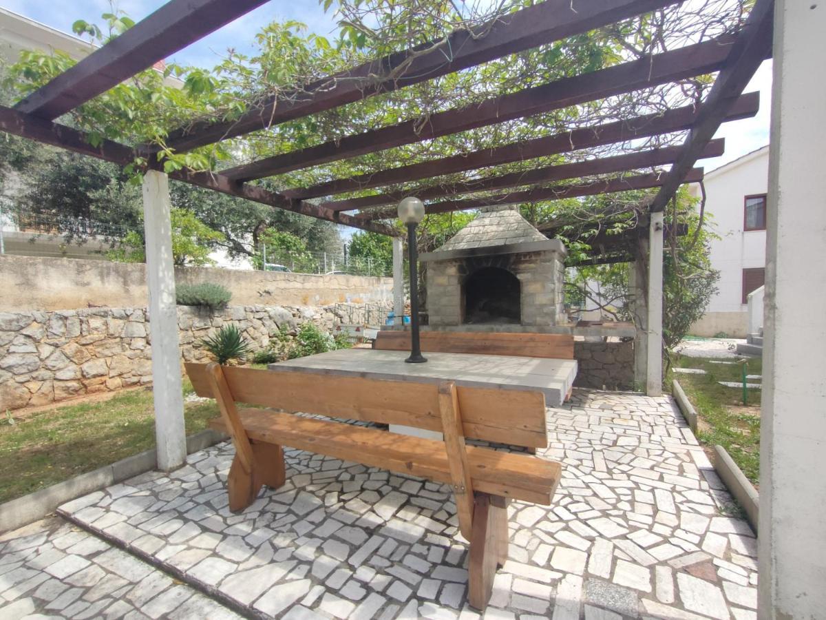 Apartment Alafetic Krk Town Exteriér fotografie